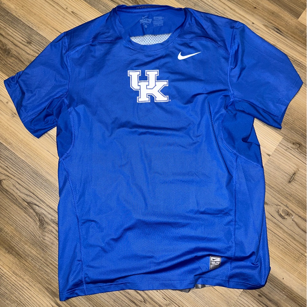Official UK On Field Gear. Size XL. Nike Pro Combat.
